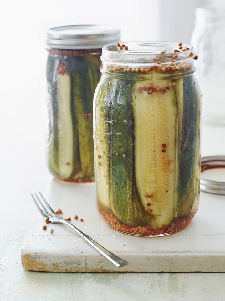 Quick & Easy Refrigerator Pickles: 10-Minute Homemade Recipe